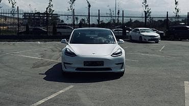 byd e2 2023: Tesla Model 3: 2021 г., Электромобиль, Седан — 4