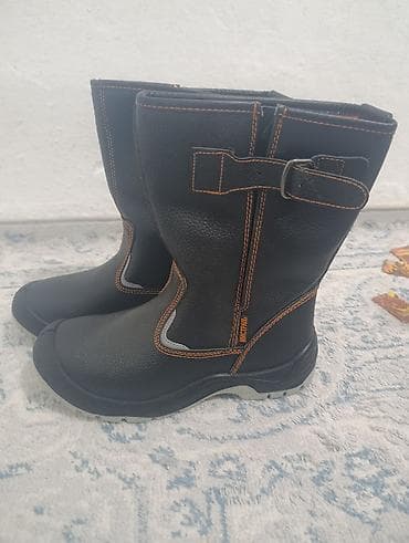 ботинки термо: Валенки и рабочие ботинки (две пары обуви)2500сом 1) Валенки серые с — 7