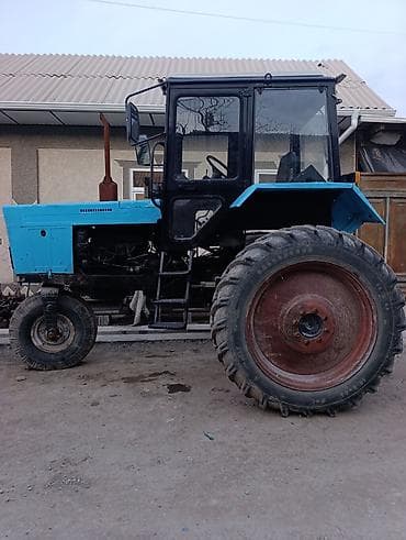 Трактор колесный «Беларус» (МТЗ), универсально-пропашной Описание: -