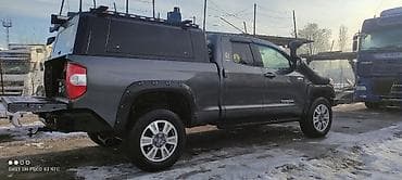 Продажа авто: Toyota Тундра: 2015 г., 5.7 л, Автомат, Бензин, Внедорожник — 2