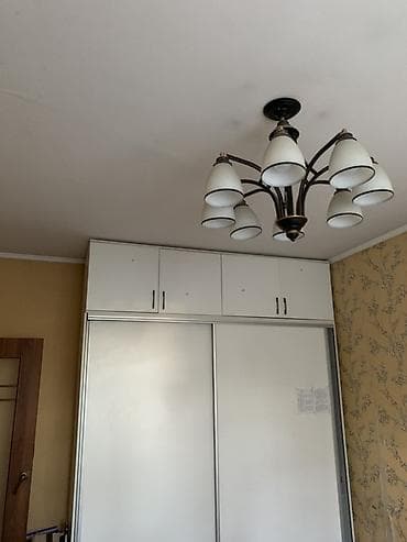 люстра для ванной комнаты: Сдаеться одна комната 8 мкр — 1