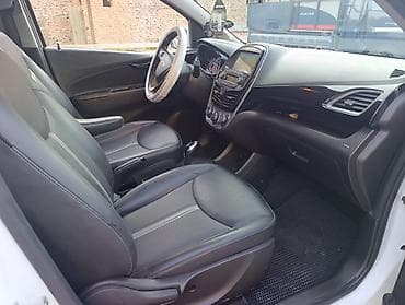 mini kooper: Chevrolet Spark: 2019 г., Автомат, Хэтчбэк — 5
