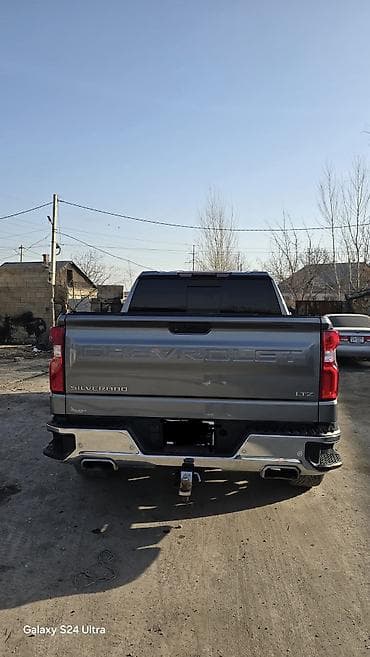 x 5: Chevrolet Silverado 1500: 2021 г., 5.3 л, Автомат, Бензин, Пикап — 6