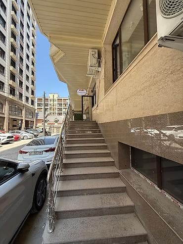 Продажа магазинов В жилом доме, 140 м², Свежий ремонт, Отдельный вход, 1 этаж