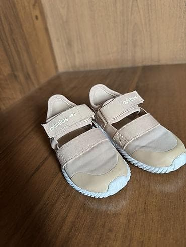 Балдардын кийим-кечелери жана бут кийимдери: Детские сандалии adidas Originals - Цвет: бежевый (нюд) с белой — 2
