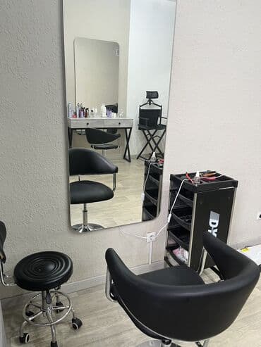 квартира в бишкеке на долгий срок: СДАЮ В АРЕНДУ парикмахерское кресло / место 10000 сом / месяц мкр — 2