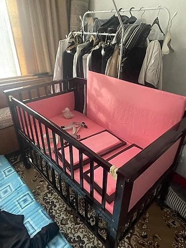 детский манеж с качелями: Продам детскую кроватку-манеж в хорошем состоянии. Удобная и — 4