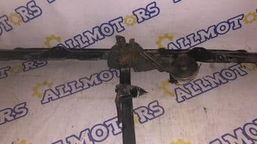 Toyota Avensis Verso, центральная планка радиатора