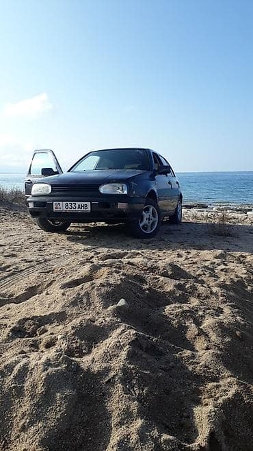 гольв 3: Volkswagen Golf: 1992 г., Хэтчбэк — 10