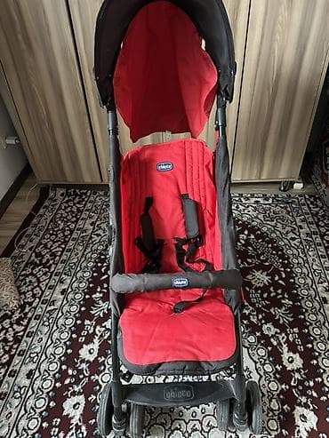 chicco echo: Прогулочная коляска Chicco (тросточка), красно‑черная. Основные — 2