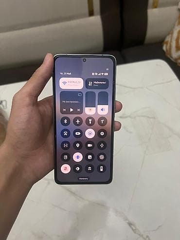 poco 3: Poco F7 Pro, Б/у, 512 ГБ, цвет - Голубой — 4