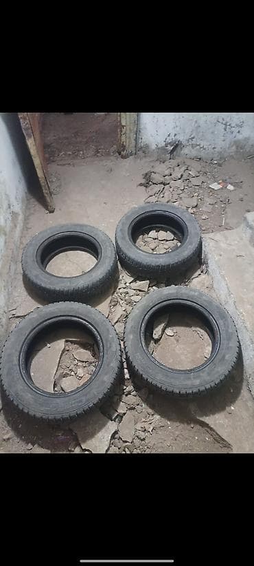 Комплект автомобильных шин - Количество: 4 шт. - Тип: зимние шины с