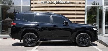 range over: Toyota Land Cruiser: 2021 г., 3.5 л, Бензин, Внедорожник — 7