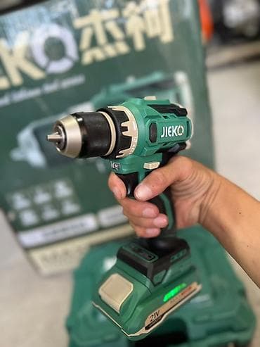 Аккумуляторная бесщеточная дрель-шуруповерт JIEKO 21V в кейсе — 2
