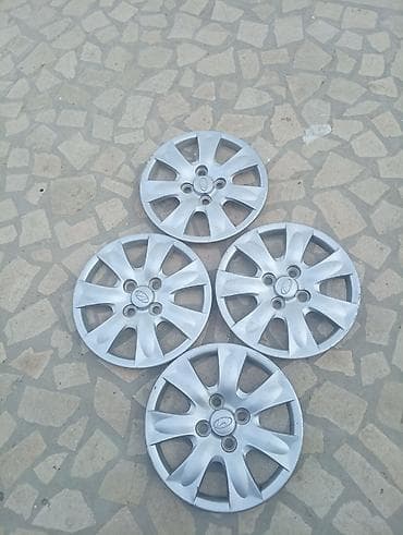 резиновые прокладки: Колпаки R 15, Б/у, Комплект — 1