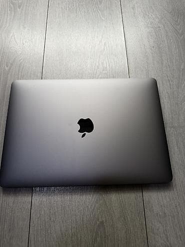 💻 Apple MacBook Air 13” (2020, Silver) 	•	Процессор: Intel Core i3 1,1