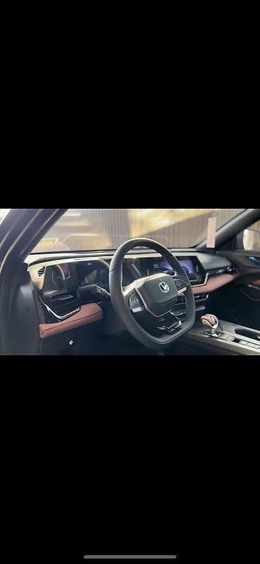 4x114 3: Changan X5 Plus: 2025 г., 1.5 л, Автомат, Бензин, Кроссовер — 4