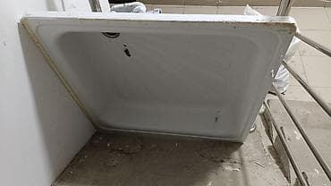 бак душ: Поддон для душа Б/У но без повреждений 👍(квадратный) установленный — 1