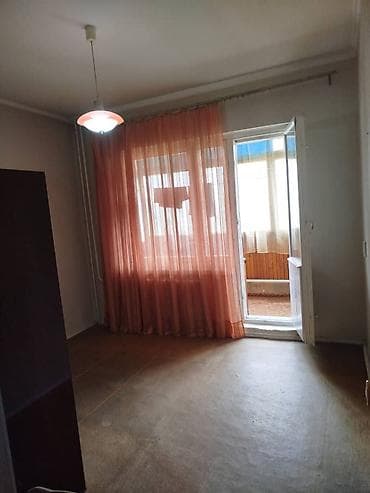 востоке5: 3 комнаты, 63 м², 106 серия, 3 этаж, Косметический ремонт — 6