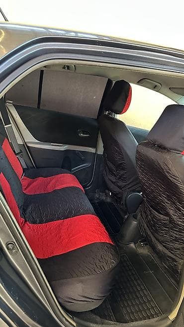 gen kg: Toyota Yaris: 2008 г., 1.3 л, Автомат, Бензин, Хэтчбэк — 5