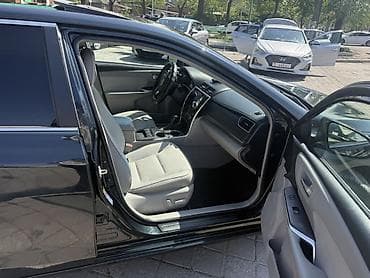 сиденья митсубиси: Toyota Camry: 2015 г., 2.5 л, Вариатор, Гибрид, Седан — 4