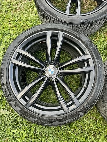 пресс для авто: Колеса в сборе 275 / 35 / R 19, Зима, Б/у, Комплект, Легковые, Литые, отверстий - 5 — 6