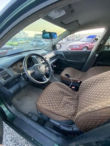 хонда степ эреф 1: Honda Civic: 2001 г., 1.4 л, Кол менен иштөөчү, Бензин, Хетчбек — 3