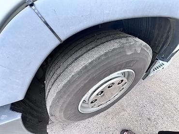 вольво кенгуратник: Тягач, Volvo, Тентованный — 4