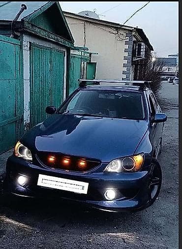 Toyota Altezza: 2001 г., 2 л, Автомат, Бензин, Универсал