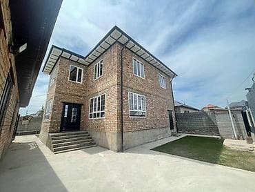 южный квартал: Продаётся кирпичный дом с отдельной временякой на одном участке — 7