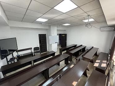 12 мик: Аудитория для обучения/тренингов Светлая учебная комната с рядами — 4