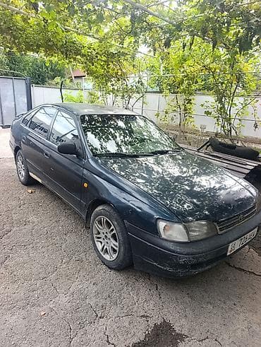 Toyota Carina E: 1992 г., 1.8 л, Механика, Бензин, Хэтчбэк