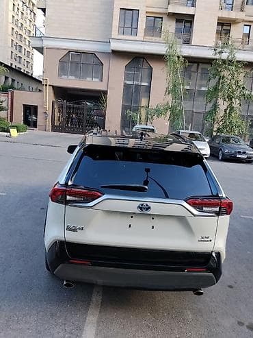 Продажа авто: Toyota RAV4: 2020 г., 2.5 л, Автомат, Гибрид, Кроссовер — 3