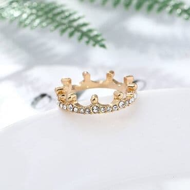 диадема ободок: Изысканное кольцо в форме короны, выполненное в благородном золотом — 5