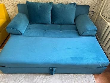 Прямые диваны: Прямой диван, Б/у — 6