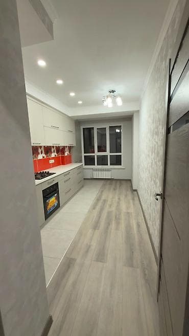 Квартиры: 2 комнаты, 68 м², АЮ Гранд 2 этаж, Евроремонт — 3