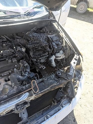 kia k2: Mitsubishi Chariot: 1998 г., Бензин, Минивэн — 4