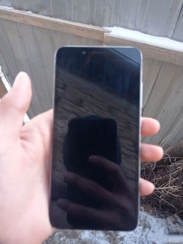 Redmi, Redmi 6, Б/у, 16 ГБ, цвет - Серебристый, 2 SIM