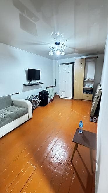 Кыймылсыз мүлк: Кеңселерди сатуу 30 м², Ремонтсуз, Эмерексиз, Көп кабаттуу имарат, 1 кабат — 5