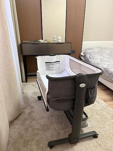 Полки, стеллажи: Прикроватная колыбель для новорождённого Rosa Baby (серый текстиль) - — 1