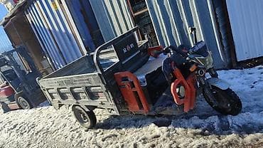 34 е: Легкий грузовик, До 1 т — 3