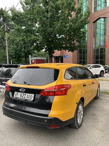 машина запор: Ford Focus: 2016 г., 1.6 л, Механика, Бензин, Универсал — 4