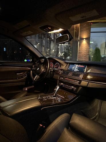 машина для гонок: BMW 5 series: 2014 г., 3 л, Автомат, Бензин, Седан — 5