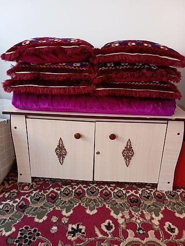 комод с зеркалом: Тумба для вещей и одежды, Без зеркала, ЛДСП, цвет - Бежевый — 1