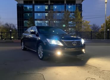 домкрат на тойота: Toyota Camry: 2013 г., 2.5 л, Автомат, Бензиновая, Седан — 1