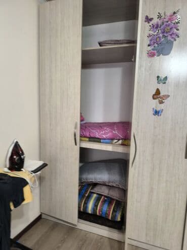 шкаф для одежды и обуви в прихожую: Продаю шкаф,для зала высота 2на60, ширина 220, глубина 60,в идеальном — 1