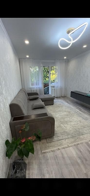 купить квартиру 6 микрорайон: 3 комнаты, Собственник, С мебелью полностью — 1