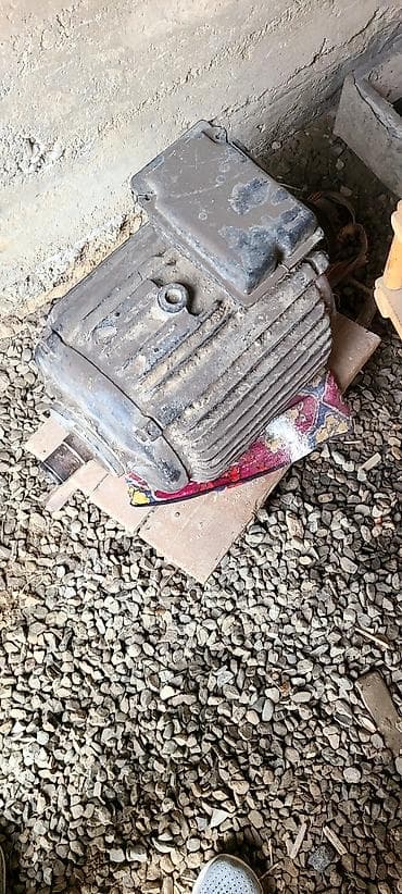 электрот: Электродвигатель, Трехфазные, Мощность: Другая мощность — 2