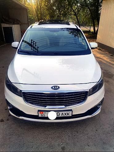 Kia Carnival: 2017 г., 2.2 л, Автомат, Дизель, Минивэн