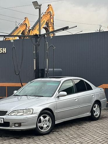 Honda Accord: 1999 г., Бензин, Седан